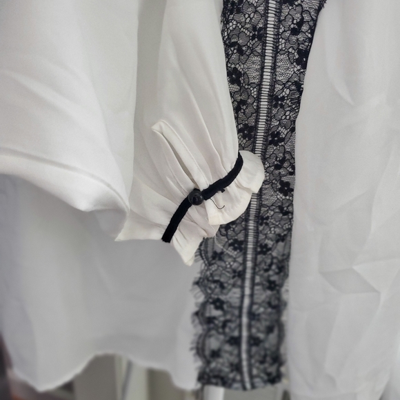 A'GACI White Blouse with Black Lace design - Picture 2 of 5